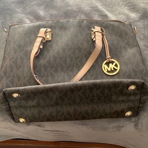 Large Michael Kors Bag